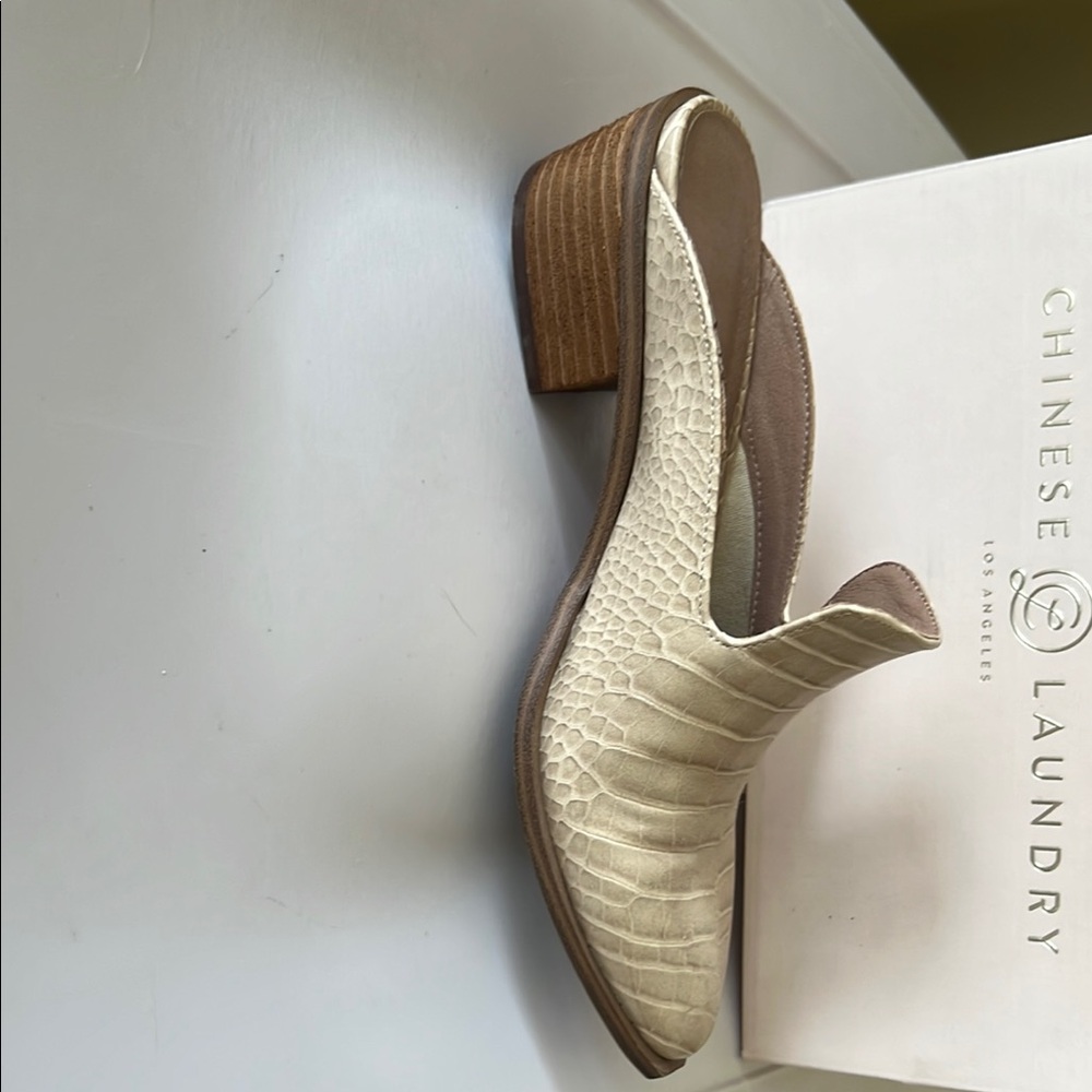 Chinese Laundry Cream Ankle Booties with Textured Leather - Picture 5 of 10